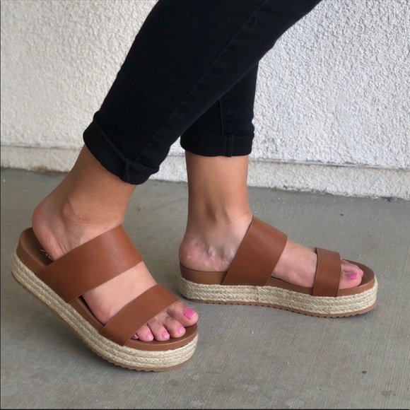 ESPADRILLES STRAP SANDAL - Picture 1 of 2